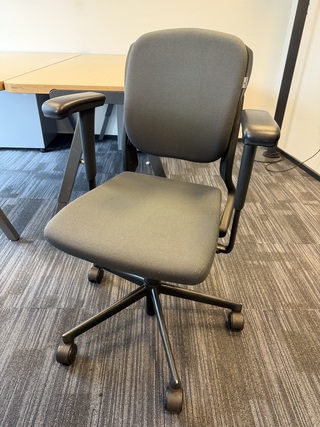 4x Set bureaustoelen Ahrend, grijs